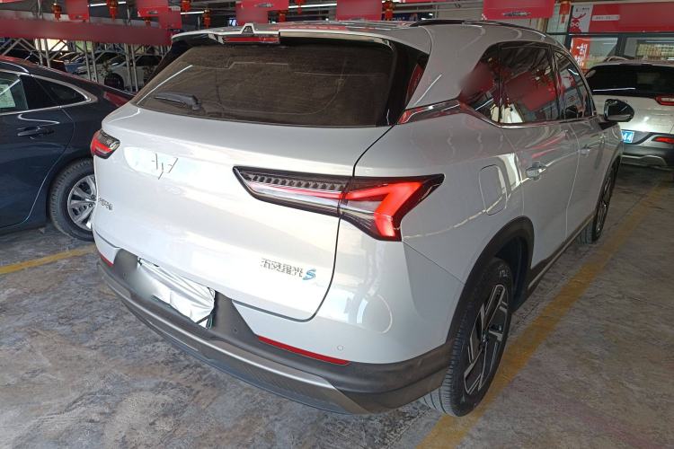 Used Wuling Xingguang S 2024 130 km Flagship Version Exterior 5