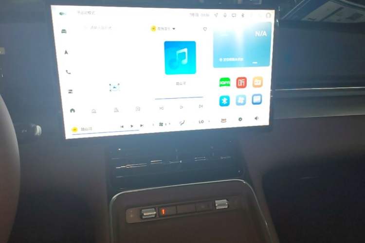 Used Wuling Xingguang S 2024 130km Flagship Version Audio And AC Panel