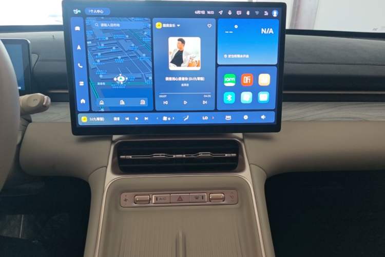 Used Wuling Xingguang S 2024 130 km Flagship Version Audio And AC Panel