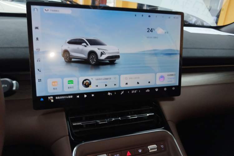 Used Wuling Xingguang S 2024 510 km Flagship Version Audio And AC Panel