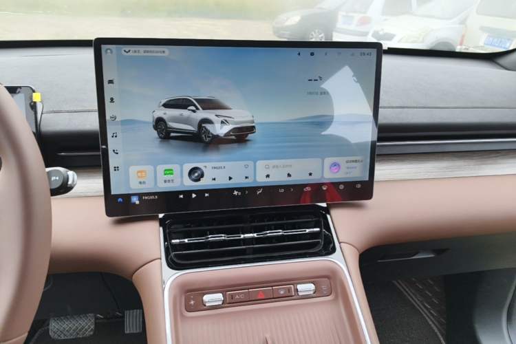 Used Wuling Xingguang S 2024 130 km Flagship Version Audio And AC Panel