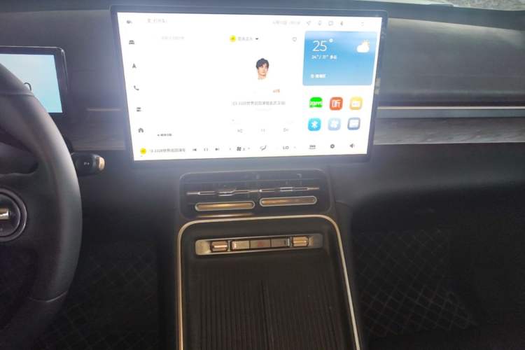 Used Wuling Xingguang S 2024 510km Flagship Edition Audio And AC Panel