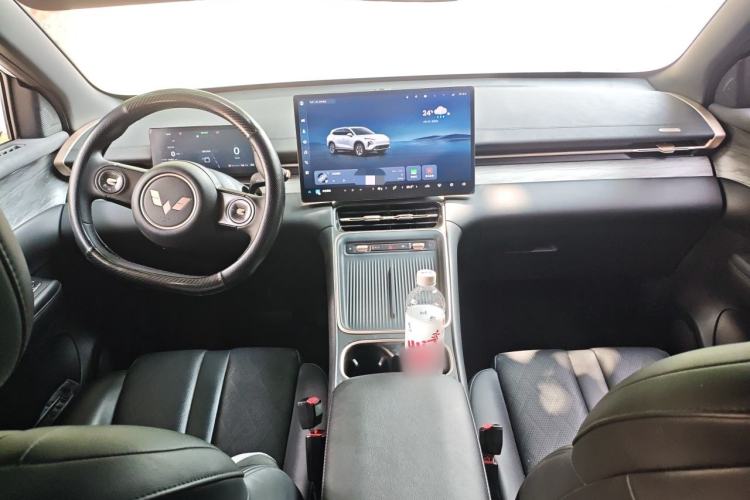 Used Wuling Xingguang S 2024 130 km Flagship Version Center Console