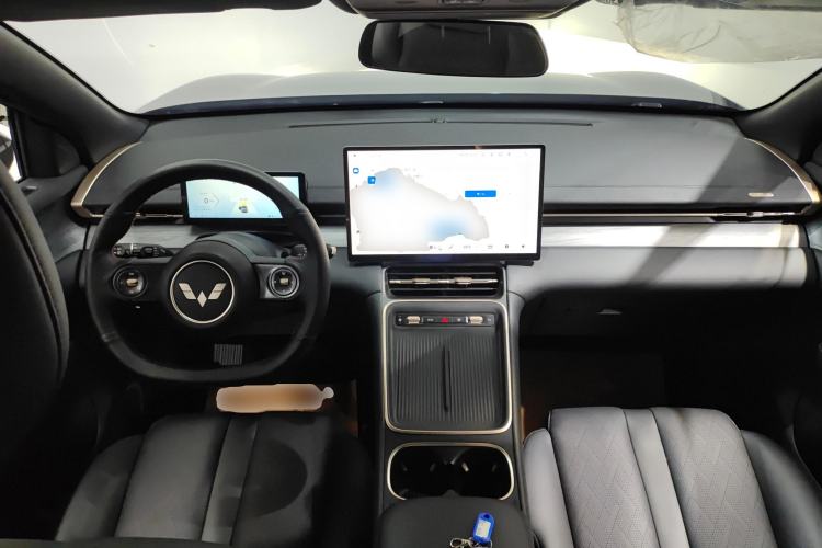Used Wuling Xingguang S 2024 130 km Flagship Version Center Console