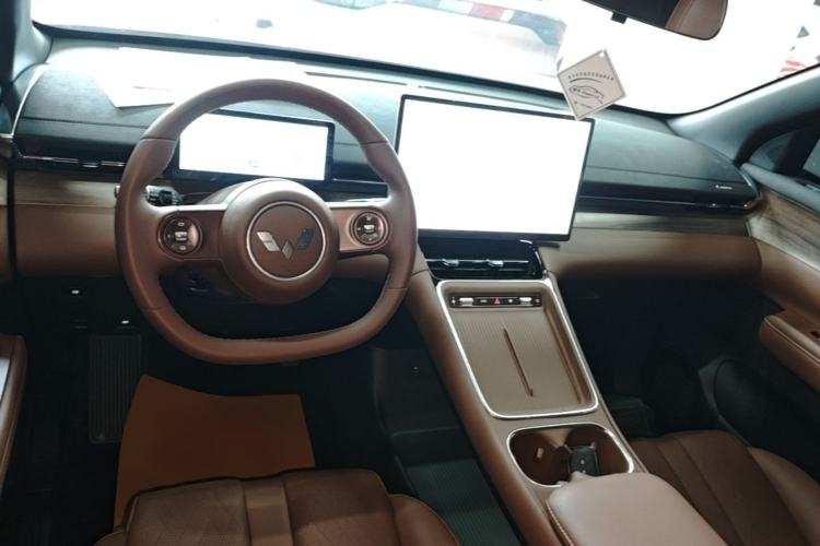 Used Wuling Xingguang S 2024 130 km Flagship Version Center Console