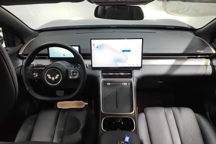 Used Wuling Xingguang S 2024 130 km Flagship Version Center Console