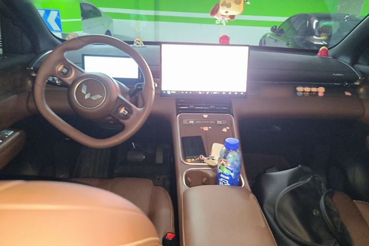 Used Wuling Xingguang S 2024 130 km Flagship Version Center Console