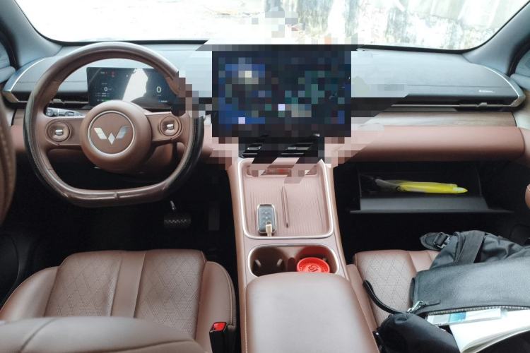 Used Wuling Xingguang S 2024 510 km Flagship Version Center Console