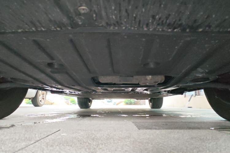 Used Wuling Xingguang S 2024 510 km Flagship Version Chassis Front