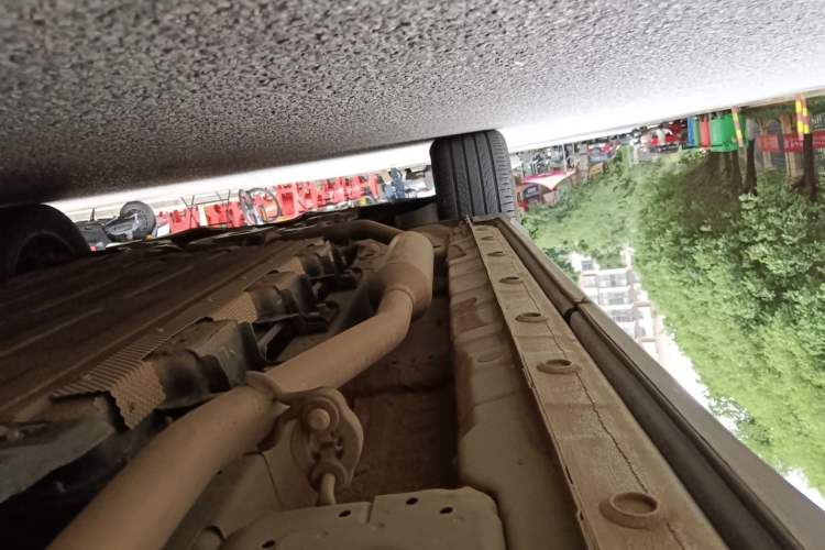 Used Wuling Xingguang S 2024 130 km Flagship Version Chassis Rear Left