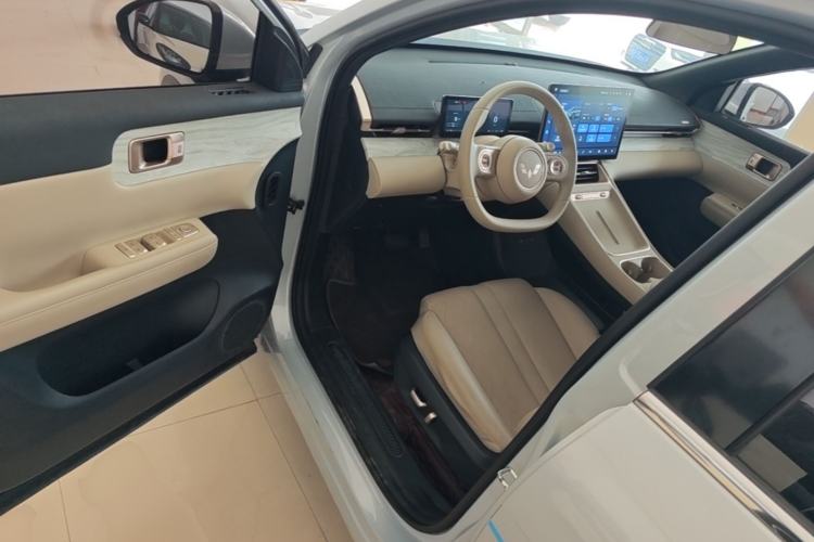 Used Wuling Xingguang S 2024 130 km Flagship Version Driver Seat
