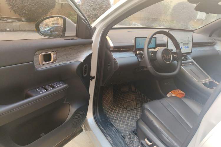 Used Wuling Xingguang S 2024 130 km Flagship Version Driver Seat