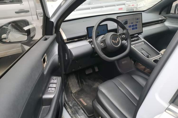 Used Wuling Xingguang S 2024 130 km Flagship Version Driver Seat