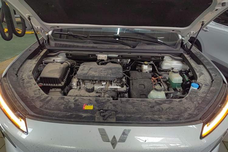 Used Wuling Xingguang S 2024 130 km Flagship Version Engine Bay