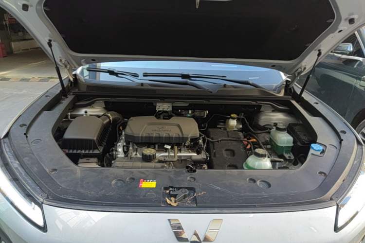Used Wuling Xingguang S 2024 130 km Flagship Version Engine Bay