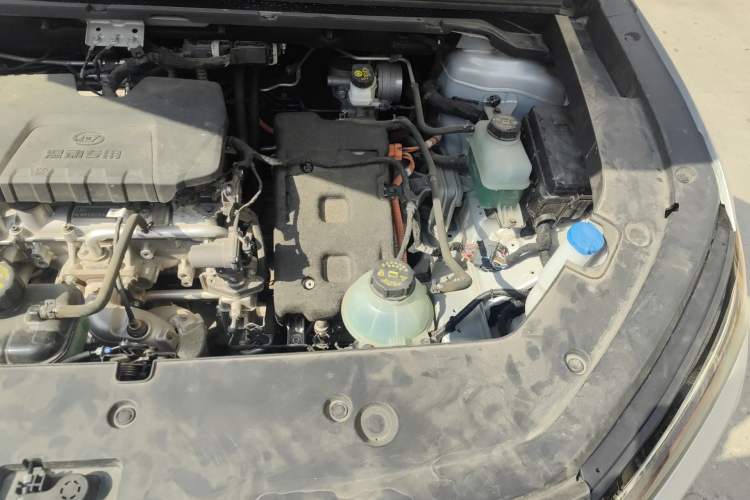 Used Wuling Xingguang S 2024 130 km Flagship Version Engine Bay Left