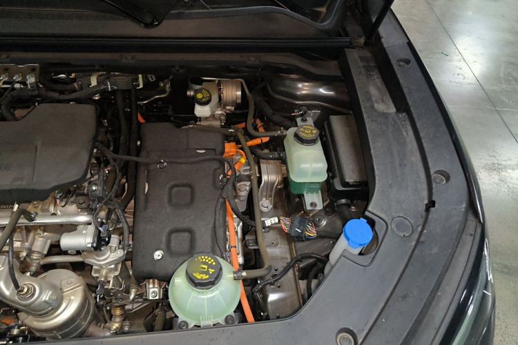 Used Wuling Xingguang S 2024 130 km Flagship Version Engine Bay Left