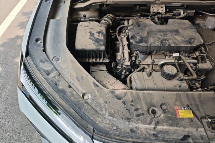 Used Wuling Xingguang S 2024 130 km Flagship Version Engine Bay Right