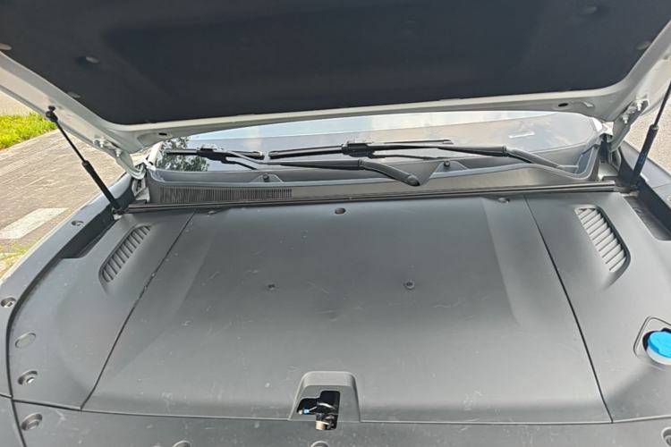 Used Wuling Xingguang S 2024 510km Flagship Edition Engine Bay