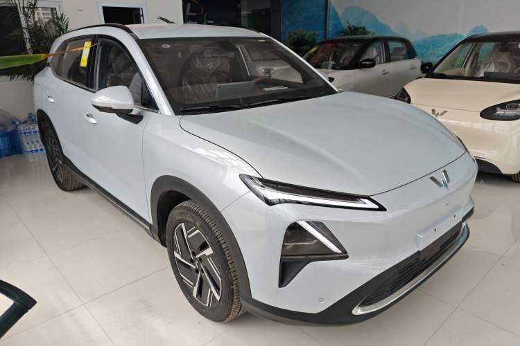 Used Wuling Xingguang S 2024 130km Flagship Version Exterior 1