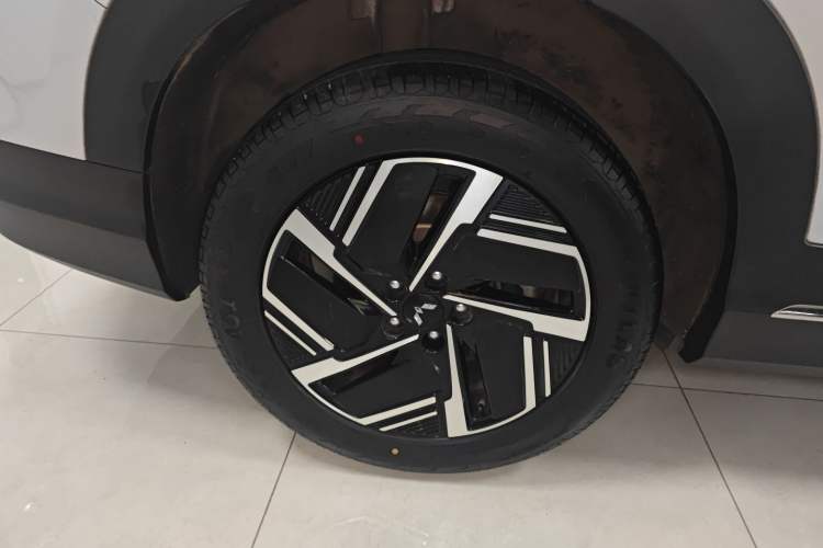 Used Wuling Xingguang S 2024 130 km Flagship Version Exterior 5