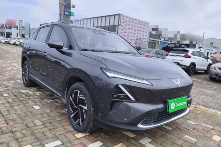Used Wuling Xingguang S 2024 130 km Flagship Version Front Right 45 Deg