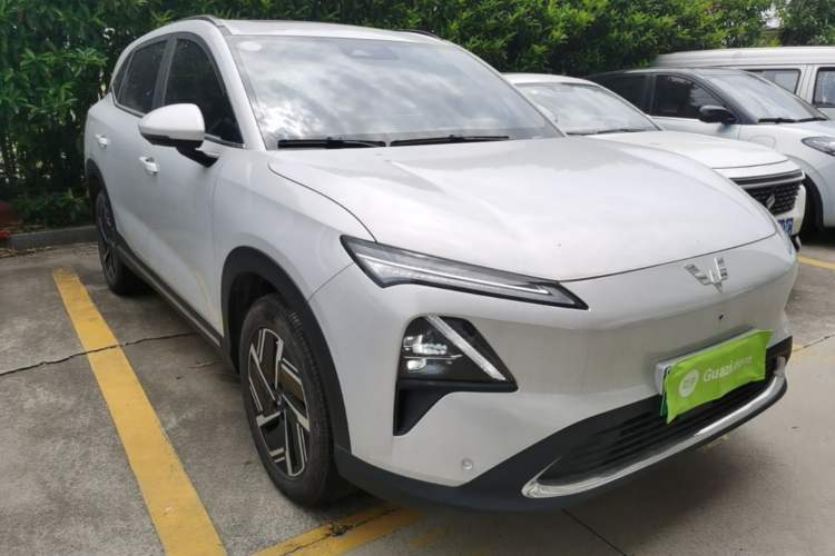 Used Wuling Xingguang S 2024 130 km Flagship Version Front Right 45 Deg
