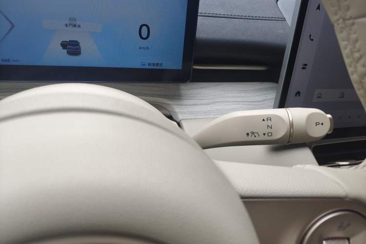 Used Wuling Xingguang S 2024 510 km Flagship Version Gear Lever