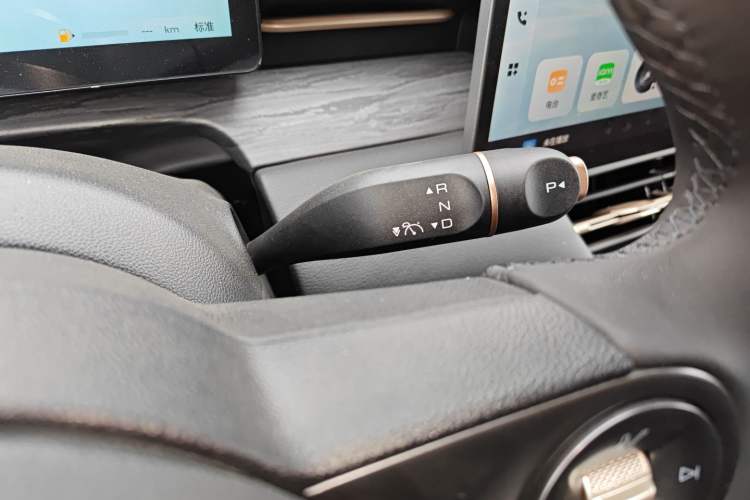 Used Wuling Xingguang S 2024 130 km Flagship Version Gear Lever