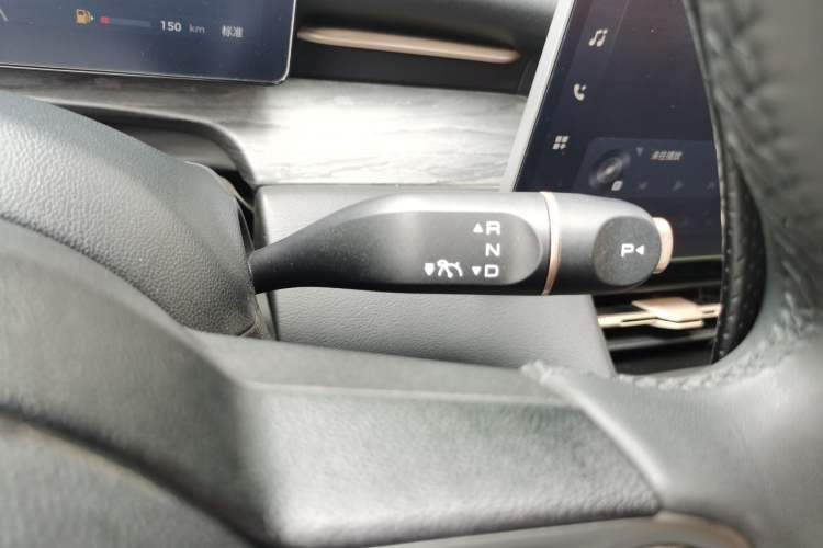 Used Wuling Xingguang S 2024 130 km Flagship Version Gear Lever