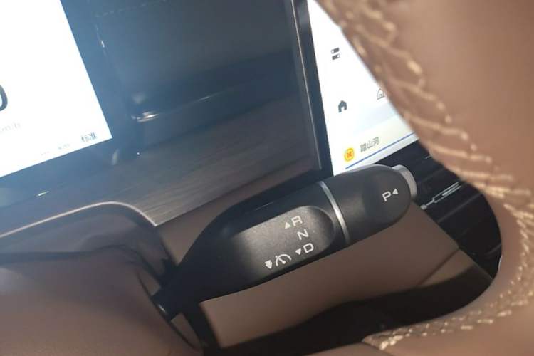 Used Wuling Xingguang S 2024 130km Flagship Version Gear Lever