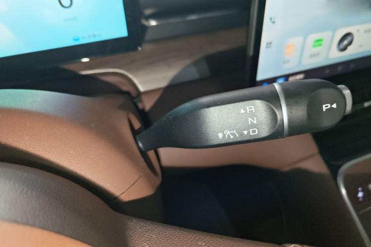Used Wuling Xingguang S 2024 510 km Flagship Version Gear Lever