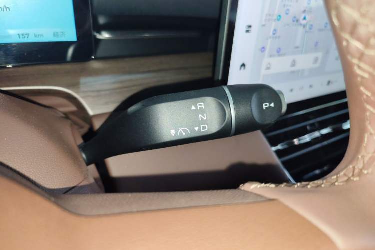 Used Wuling Xingguang S 2024 130km Flagship Version Gear Lever