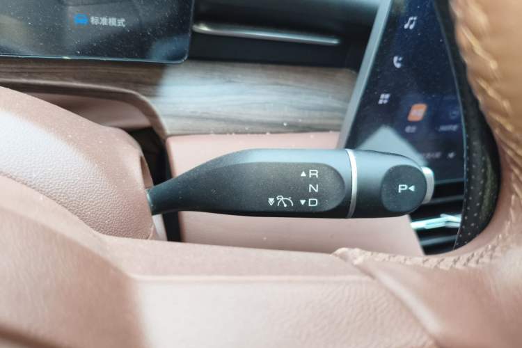 Used Wuling Xingguang S 2024 510 km Flagship Version Gear Lever