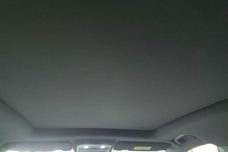 Used Wuling Xingguang S 2024 130 km Flagship Version Headliner