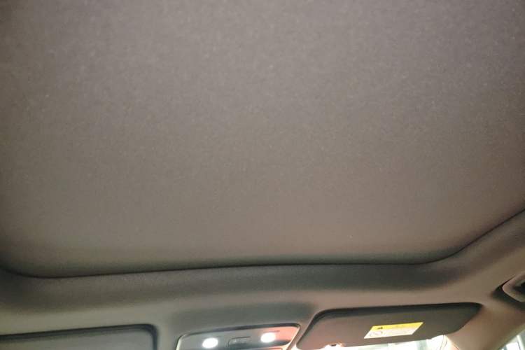 Used Wuling Xingguang S 2024 130 km Flagship Version Headliner