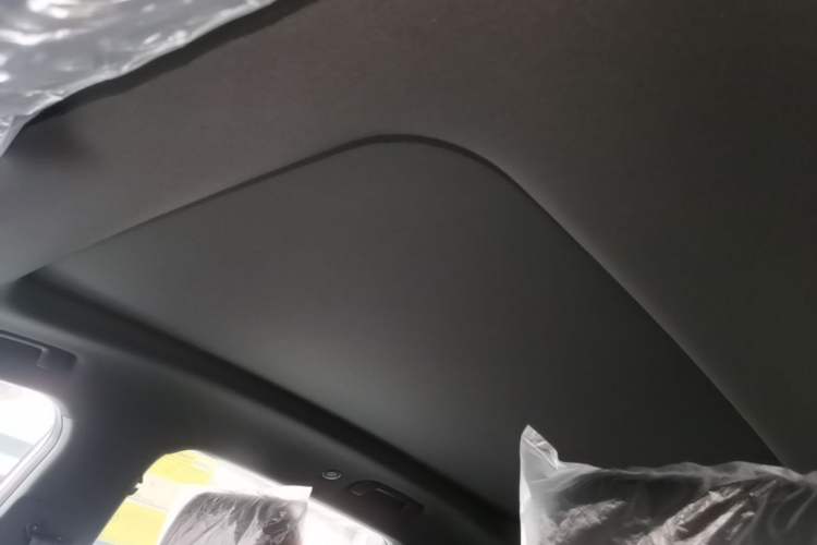 Used Wuling Xingguang S 2024 130 km Flagship Version Headliner