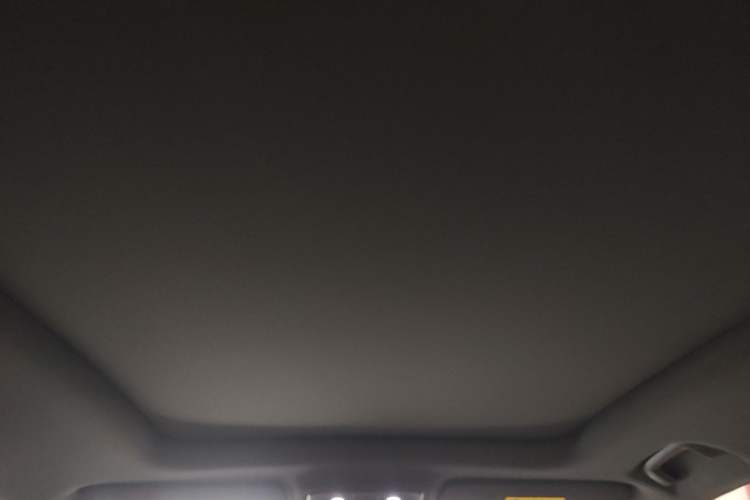 Used Wuling Xingguang S 2024 130 km Flagship Version Headliner
