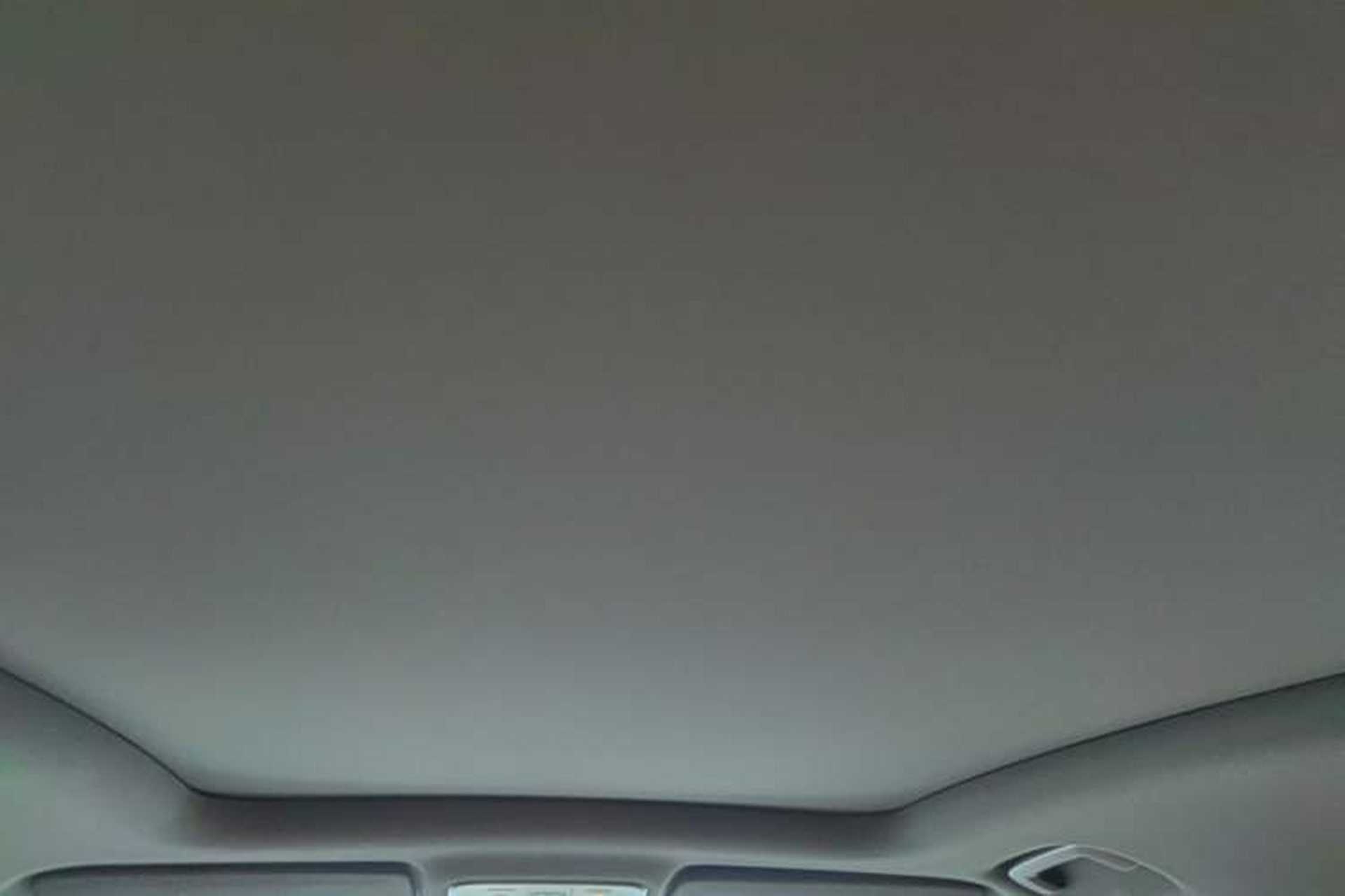 Used Wuling Xingguang S 2024 130 km Flagship Version Headliner