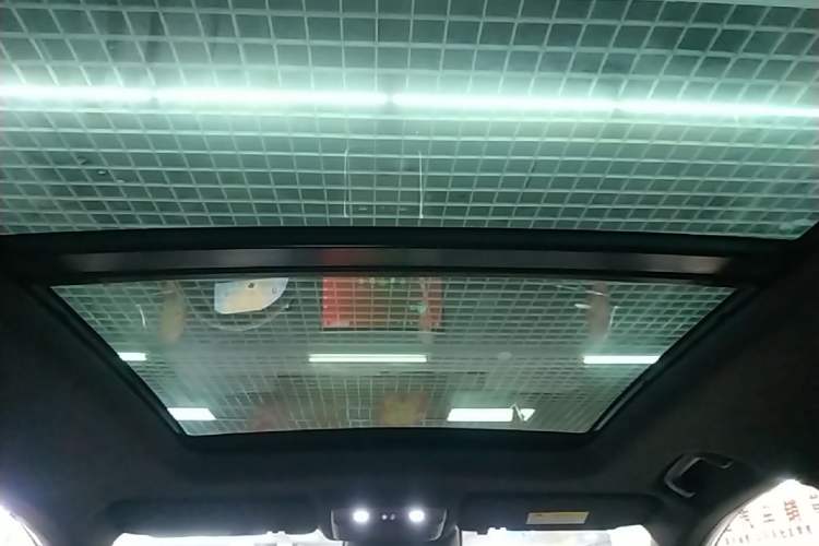 Used Wuling Xingguang S 2024 130 km Flagship Version Headliner
