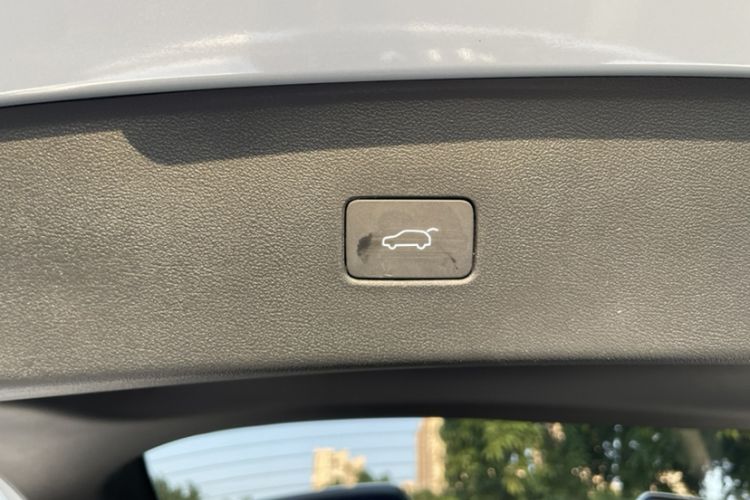 Used Wuling Xingguang S 2024 130 km Flagship Version Interior 3