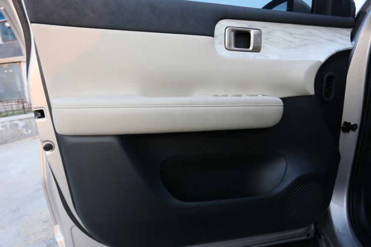 Used Wuling Xingguang S 2024 130 km Flagship Version Interior 7