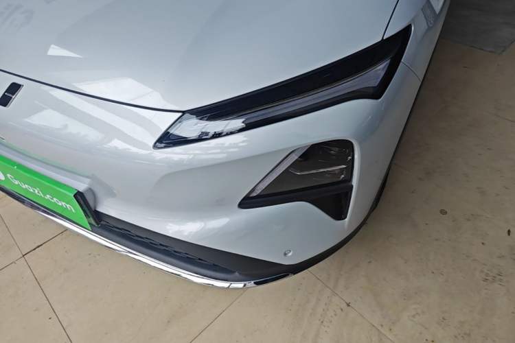 Used Wuling Xingguang S 2024 510 km Flagship Version Left Front Headlight
