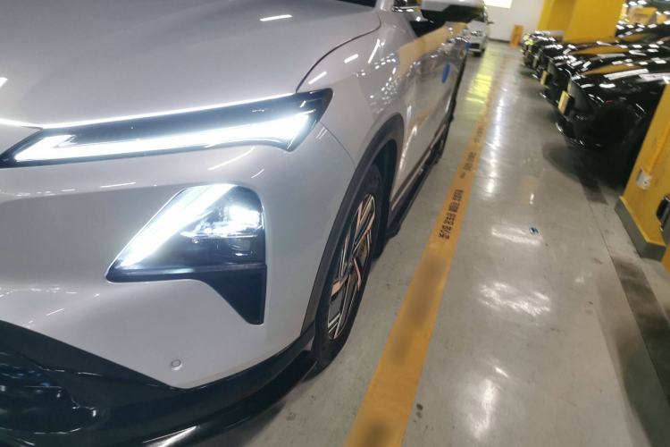 Used Wuling Xingguang S 2024 130km Flagship Version Left Front Headlight