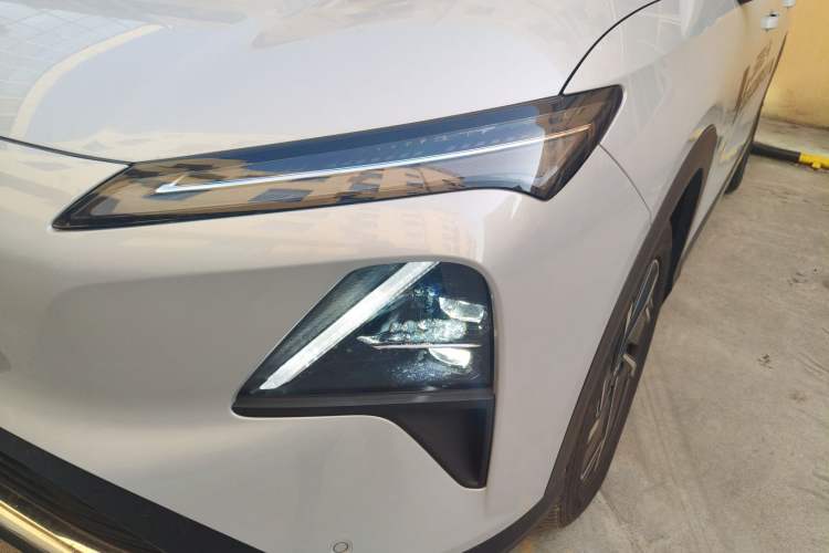 Used Wuling Xingguang S 2024 130 km Flagship Version Left Front Headlight