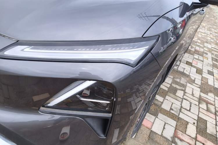 Used Wuling Xingguang S 2024 130 km Flagship Version Left Front Headlight