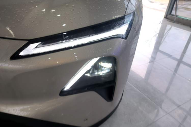 Used Wuling Xingguang S 2024 510 km Flagship Version Left Front Headlight