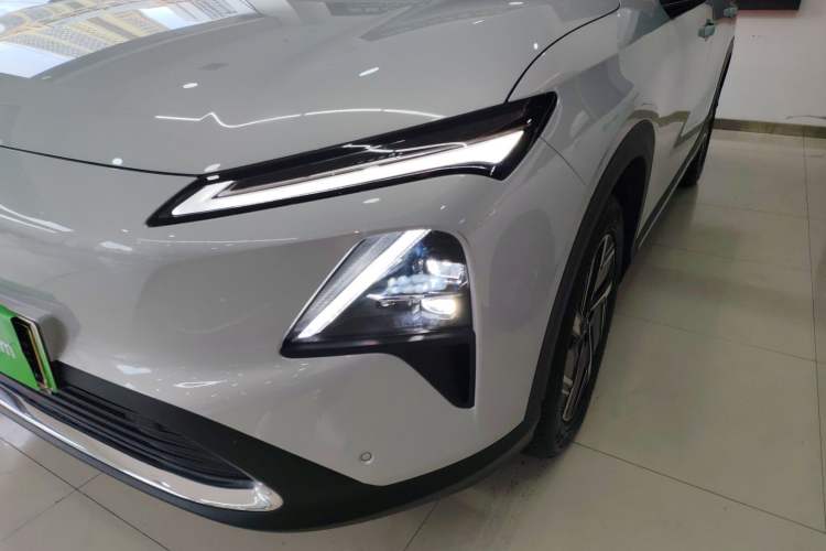 Used Wuling Xingguang S 2024 130km Flagship Version Left Front Headlight