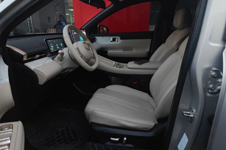 Used Wuling Xingguang S 2024 130 km Flagship Version Left Front Seat