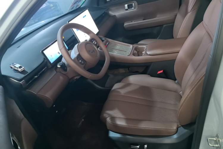 Used Wuling Xingguang S 2024 130km Flagship Version Left Front Seat